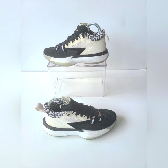 Nike Jordan Gen Zion 1 GS Black White Basketball Shoes DA3131-002 kids Size 4Y - Picture 2 of 8